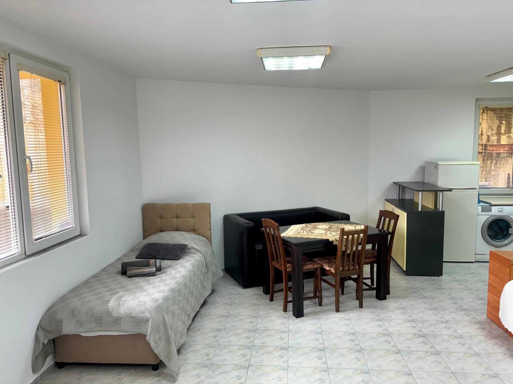 Yuliya'S House Apartment Gabrovo Bagian luar foto